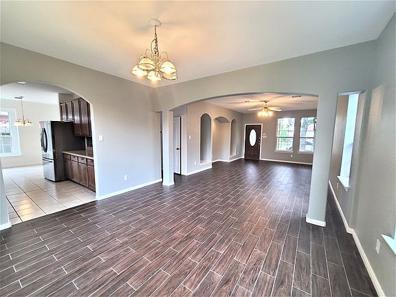 living room_05122021