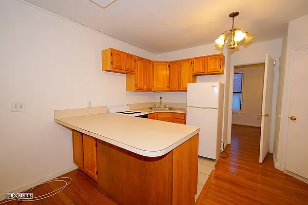 Rented by Citi Habitats | media 21