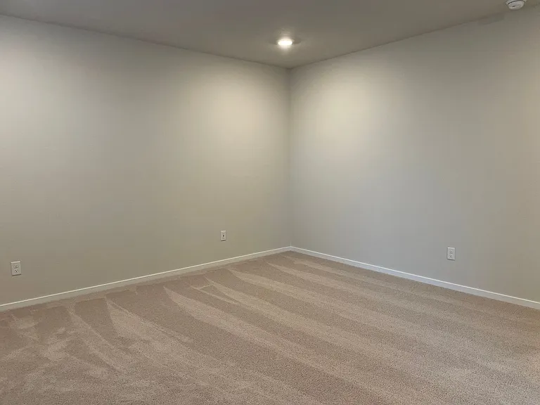 4941 NE 24th Ave — Photo 37