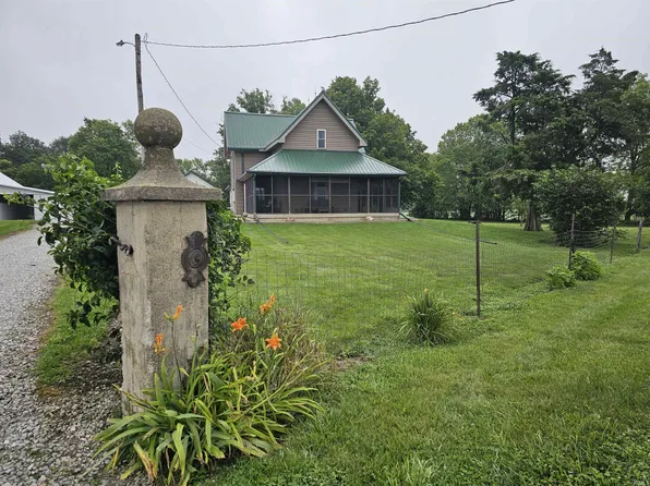 3590 E New Hope Cemetery Rd, Peru, IN 46970