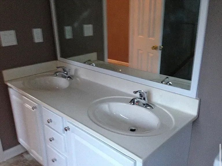 1890 Hampton Walk Ct — Photo 3