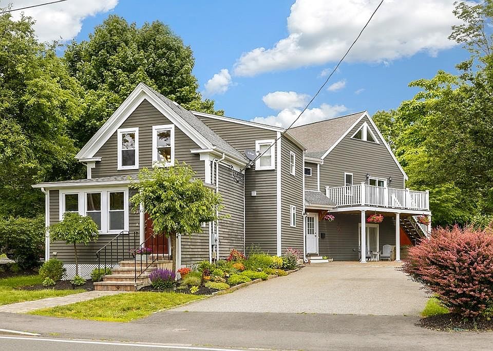 1st image of 123 Essex St