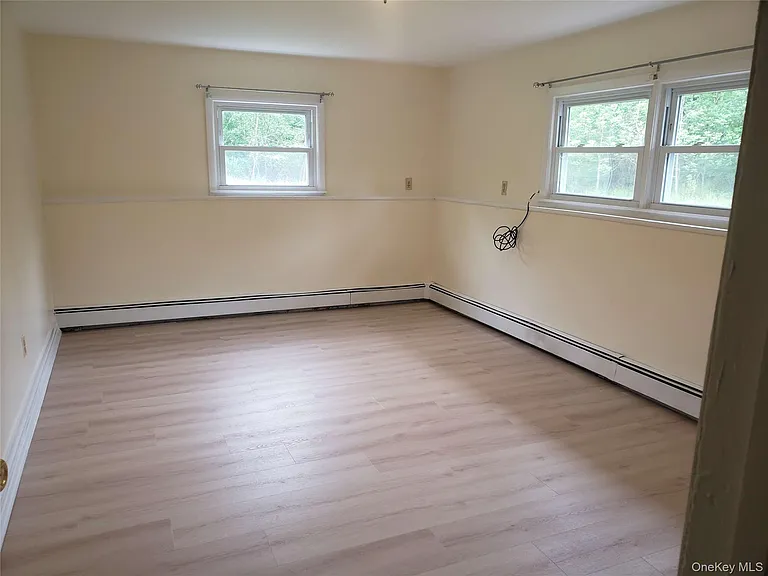 1446 Salt Point Tpke — Photo 5
