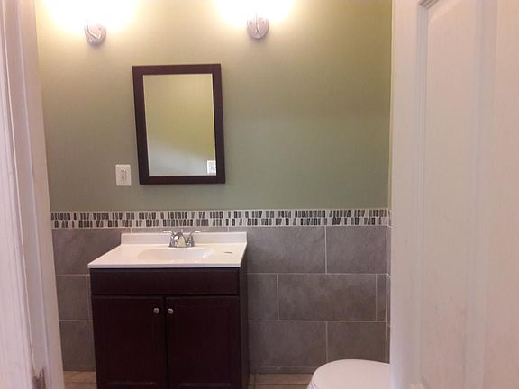 1st Floor Full Bath
