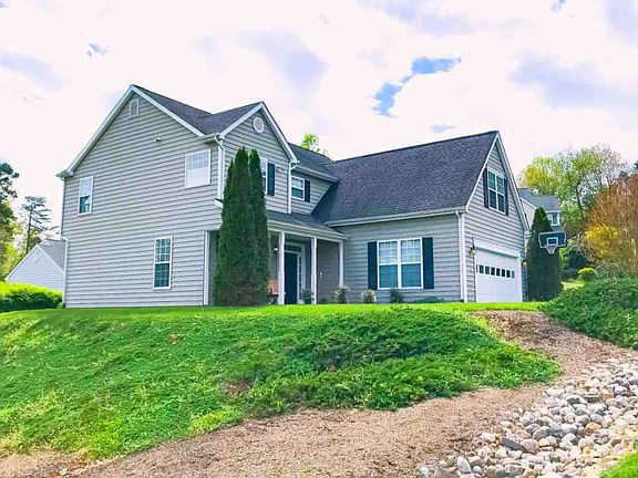5th image of 531 Rolling Valley Ct