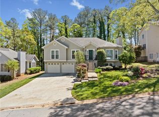 434 Meadowfield Ct, Lawrenceville, GA 30043
