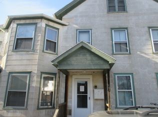 37 Holyoke St, Northampton, MA 01060