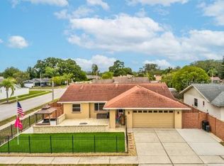 8102 Stag Ln, New Port Richey, FL 34653