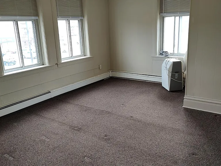 115 S Rum River Dr #21 — Photo 3