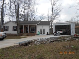 204 Colinwood Cv, Paris, TN 38242