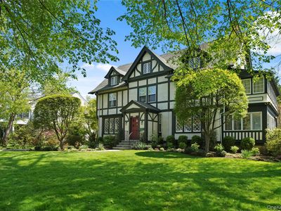 240 Monterey Avenue, Pelham, NY, 10803