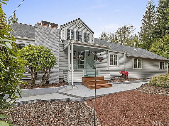 Welcome to this beautiful updated home!!