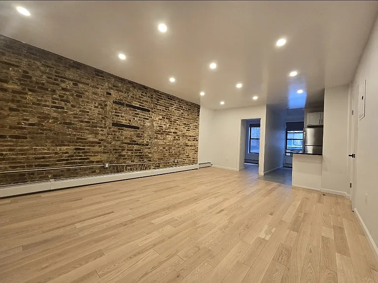 72 Hester St #1 — Photo 2