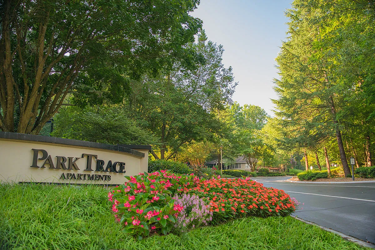 Park Trace Apartments — Photo 3
