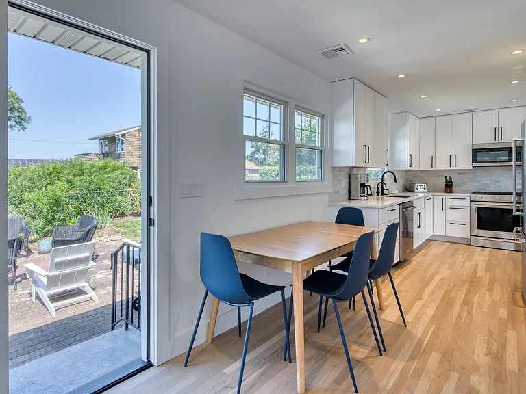 35 Ridge Dr — Photo 10