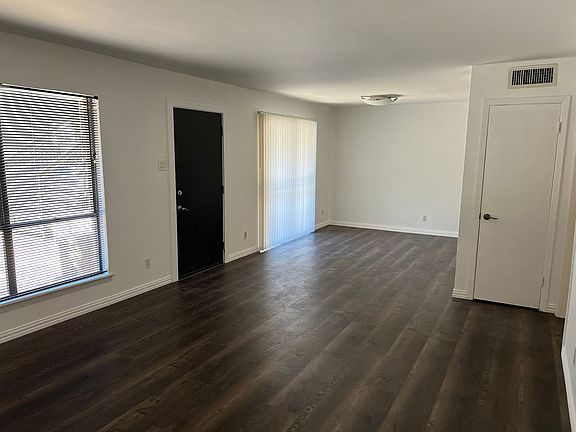 2nd image of 4125 Avondale Ave APT 112