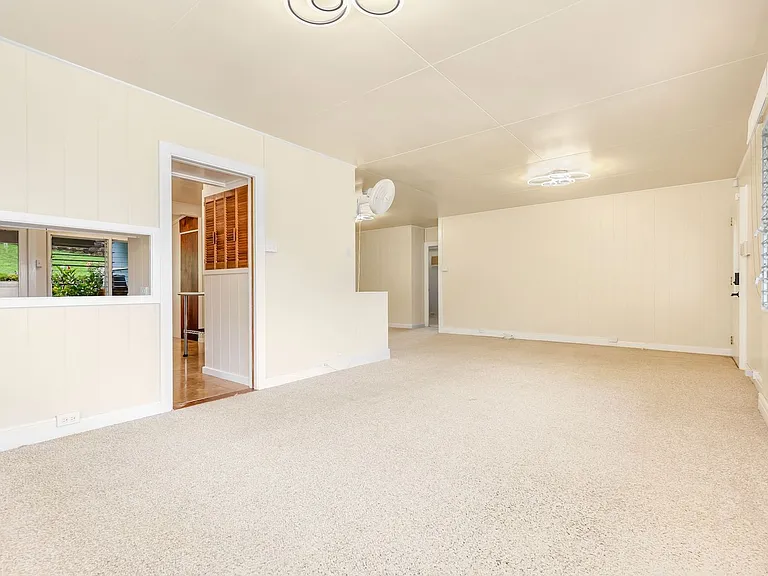 2559 Peter St — Photo 19