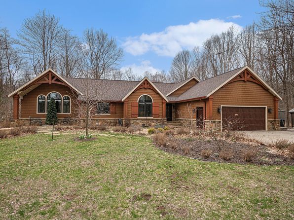 6250 Becht Rd, Coloma, MI 49038