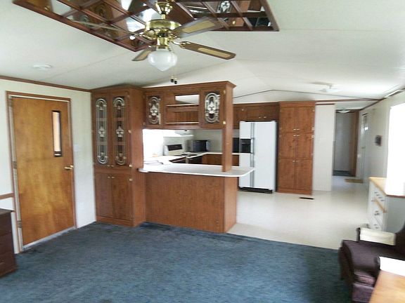 Living Room/Kitchen