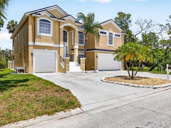 7445 Gulf Way, Hudson, FL 34667