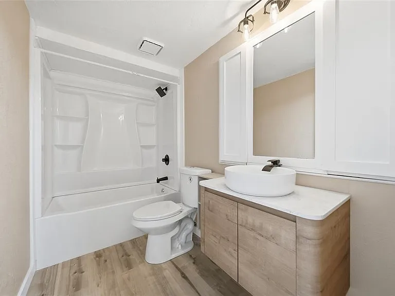 7247 Oelsner St — Photo 22