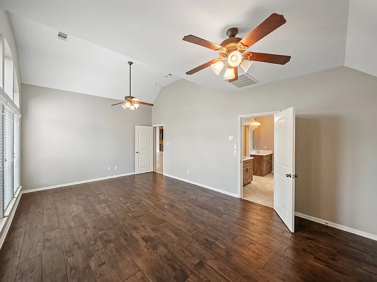 2818 Red Maple Dr — Photo 25