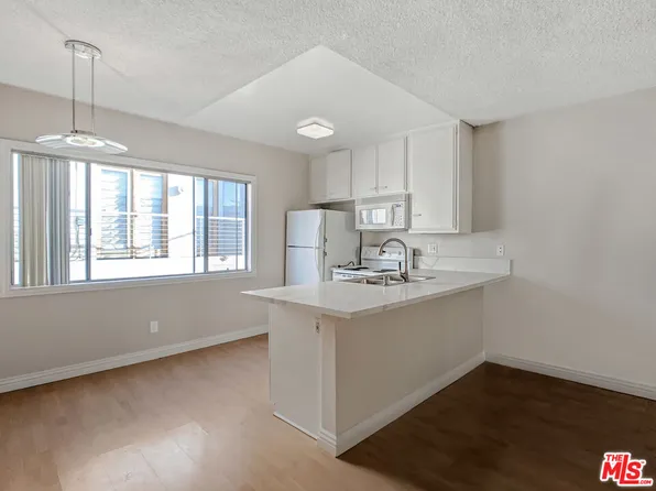 1538 11th St APT 7, Santa Monica, CA 90401