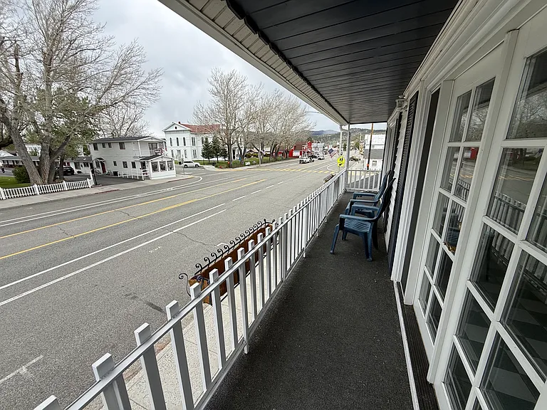 323 Main St #A — Photo 14