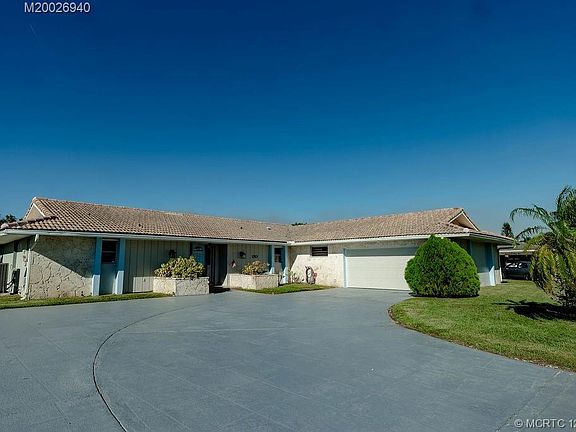 2nd image of 1743 SE Hondo Ave