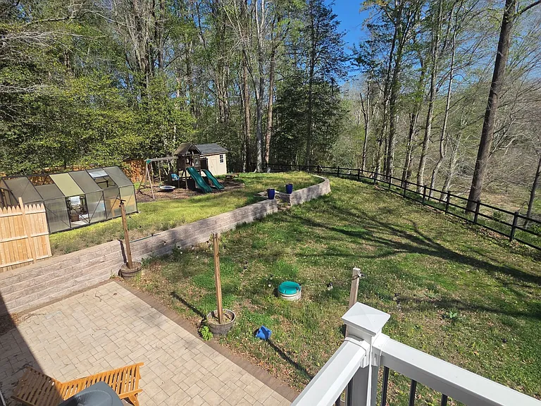9807 Empire Ct — Photo 16