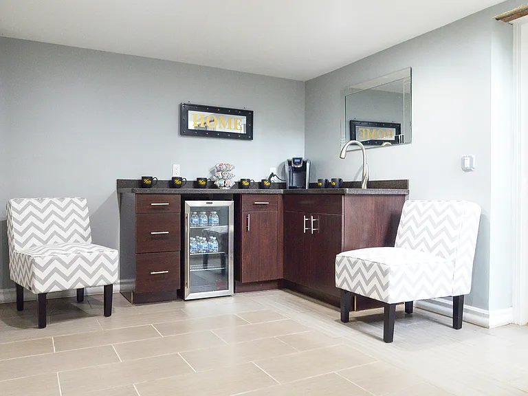 35 South Luxury Living Apartments — Photo 11