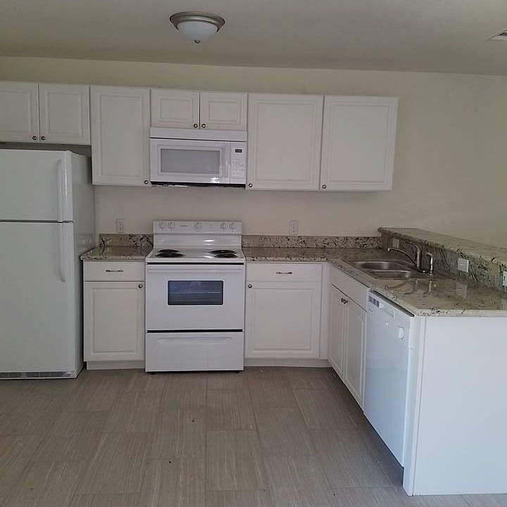 2nd image of 215 Hill Terrace Dr #A
