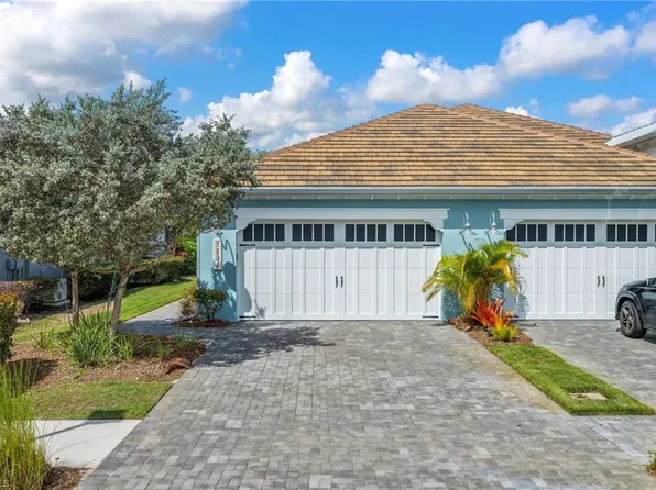 5891 Haiti Dr, Naples, FL 34113