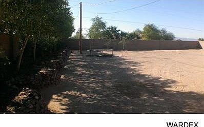 2nd image of 2040 E Mullholland Dr