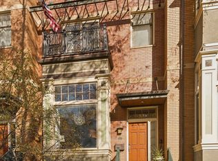 1224 W Bryn Mawr Ave, Chicago, IL