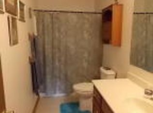 407 W Lynnwood Dr, Lead Hill, AR 72644