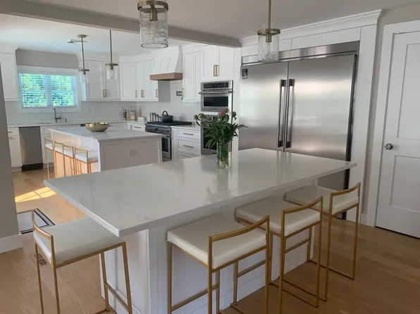 22 Kettering Rd, Norwood, MA 02062