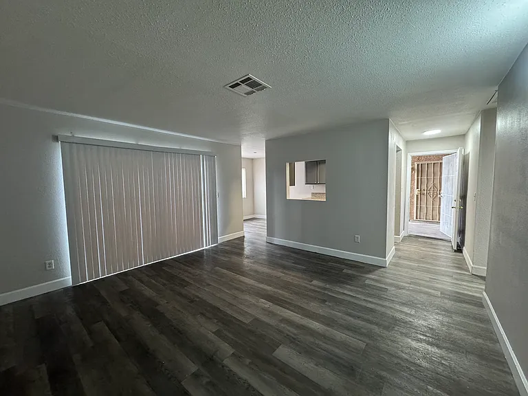 2829 Wheelwright Dr #B — Photo 3