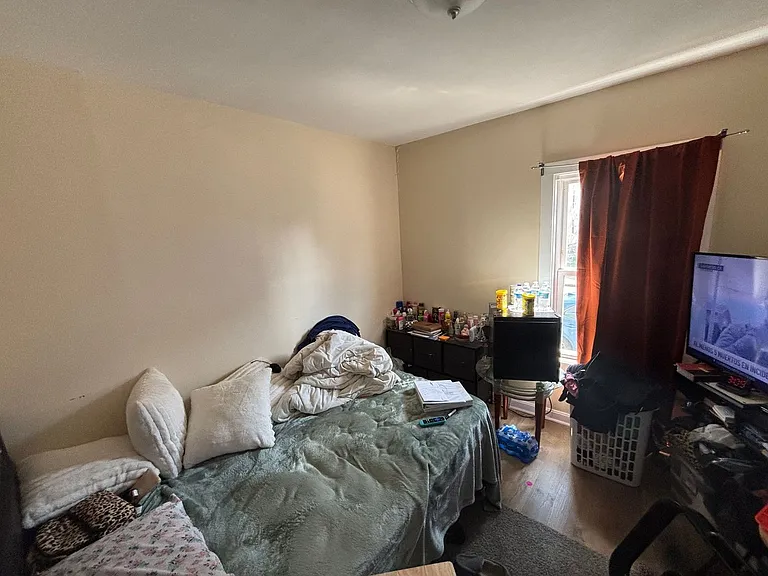 31 S Stowell St. — Photo 8