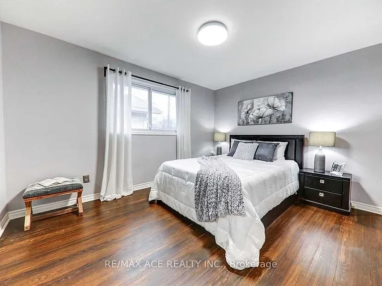 1 Wagner Dr — Photo 17