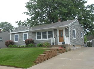 1329 Blake Ave, South Milwaukee, WI 53172