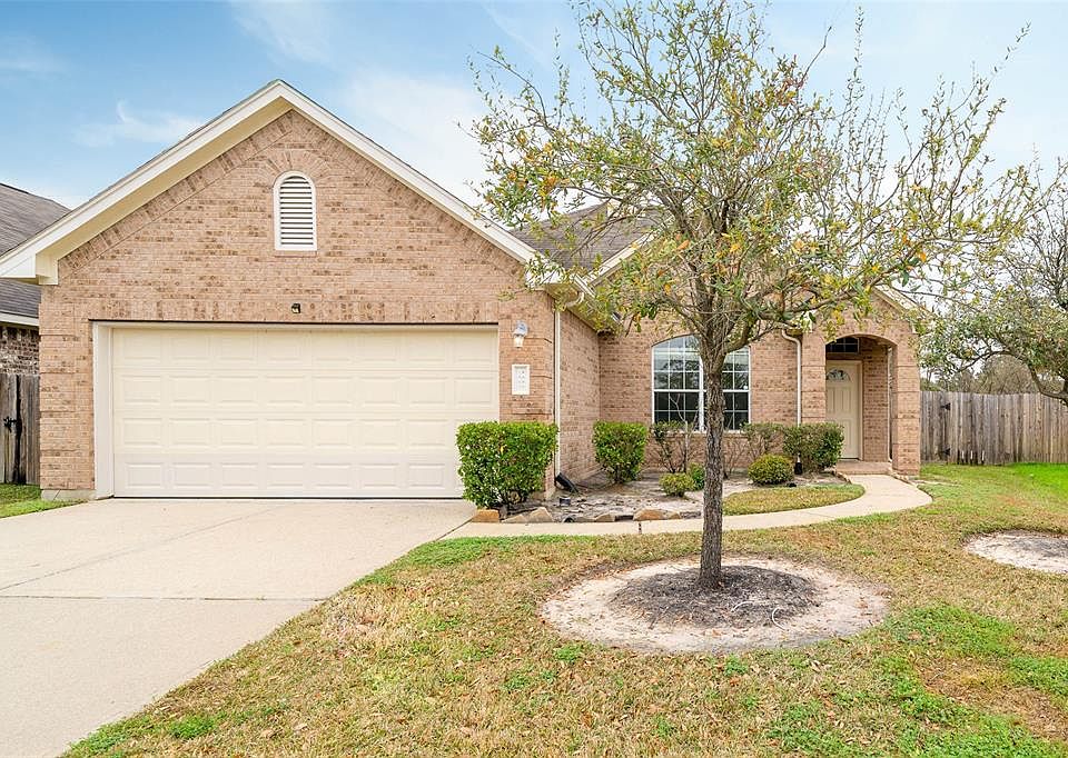 1st image of 9906 Taylor Springs Ln