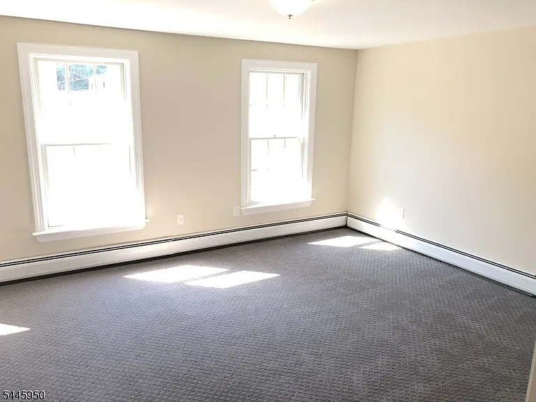 35 Phoenix Ave — Photo 8