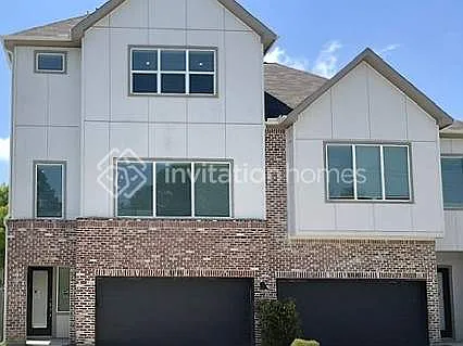 10534 Executive Lake Dr Photo 1