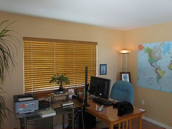office or 3rd bedroom