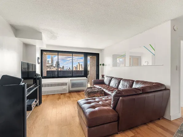 333 Pearl St APT 27H, Manhattan, NY 10038