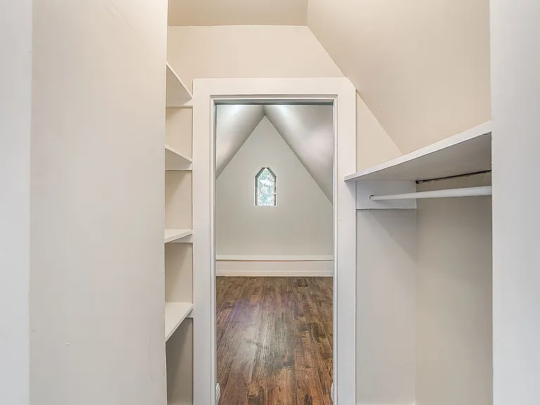 3257 Greene Ave #FULL — Photo 21