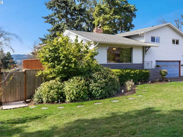 15571 SE Oatfield Rd, Milwaukie, OR 97267