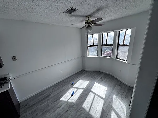 5521 Green Valley Ave — Photo 7