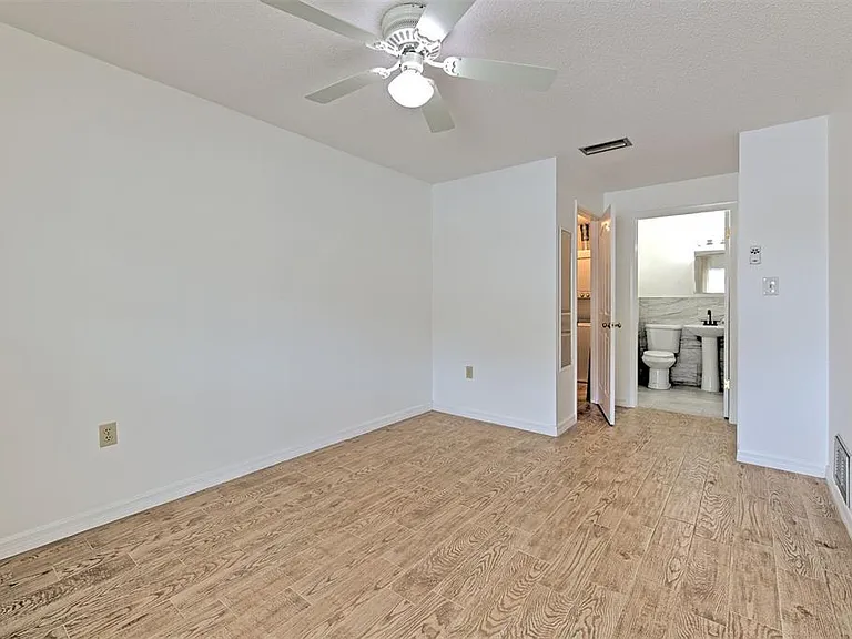 4313 Tahitian Gardens Cir #A — Photo 24